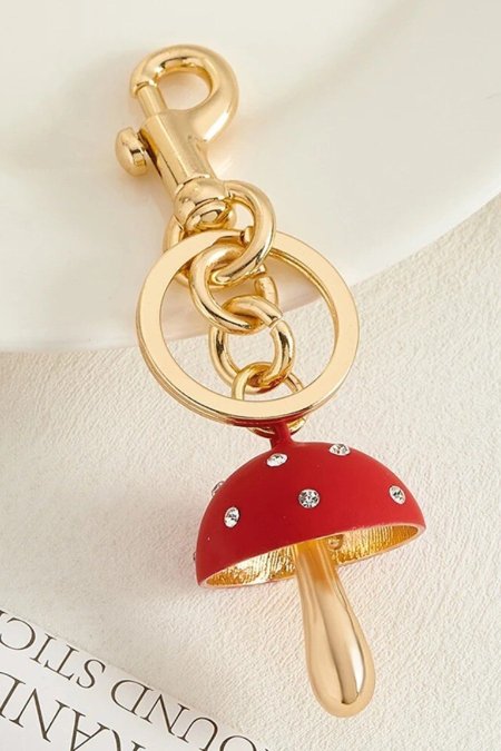 ميدالية - Mushroom Charm coach / مش مختم - احمر